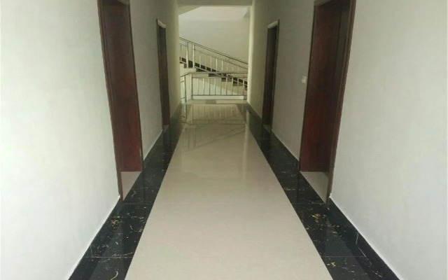 Wuyuan Jiangling Huatian Hostel