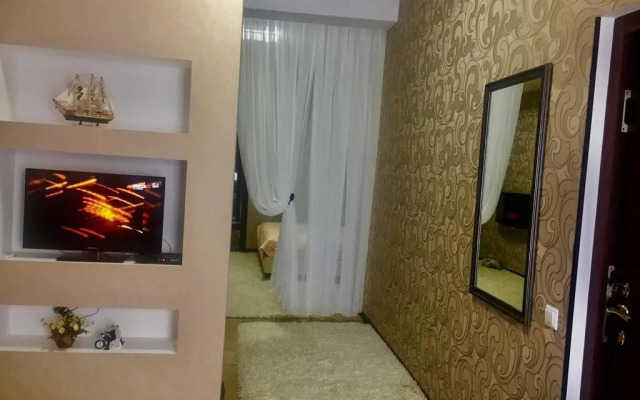 Наири