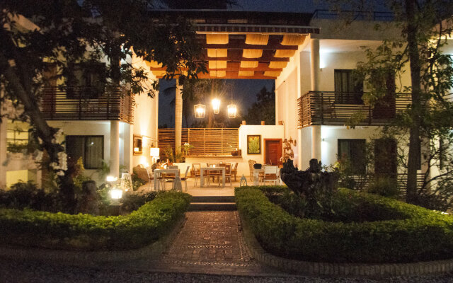 Maxime Boutique Hotel in Petionville, Haiti from 146$, photos, reviews - zenhotels.com hotel front