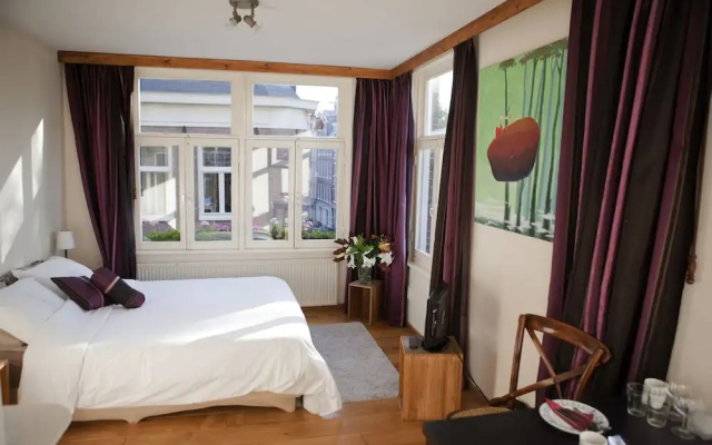 B&B Eelhouse