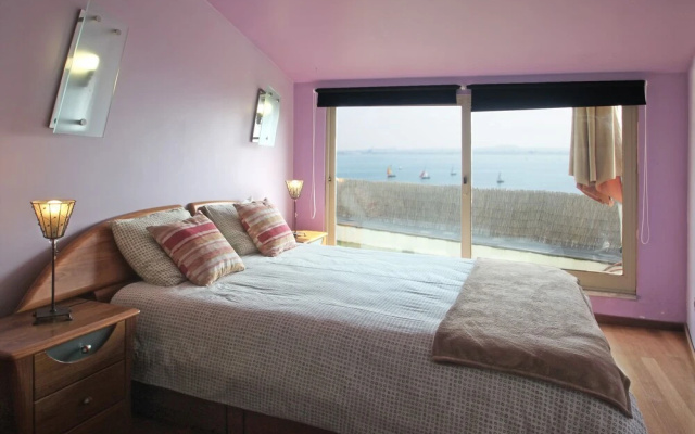 ALTIDO Attractive 1BR Apt w/terrace &river view, nearby Santa Apolonia train station