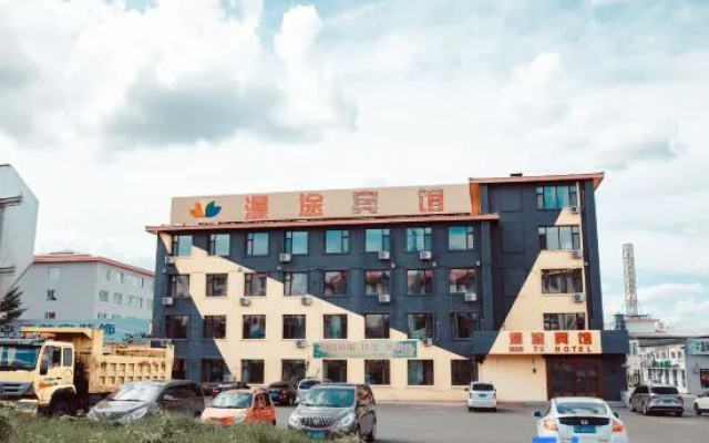 Yichun Mantu Hotel