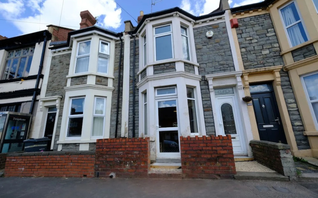 The Little Luckwell Apartment