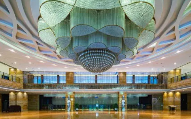 Zhangjiajie World Water Four Seasons International Hotel