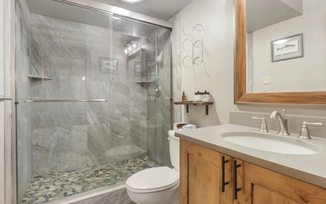 Vp-c112 Village Point 3 Bedroom Condo