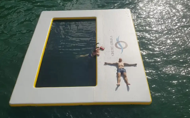 V'Spirit Cruise