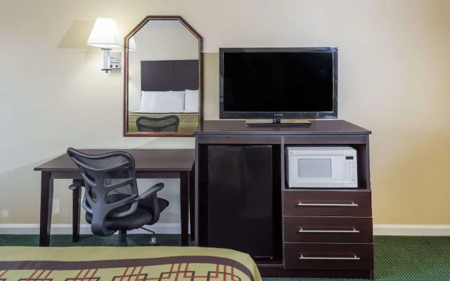 Days Inn Enterprise