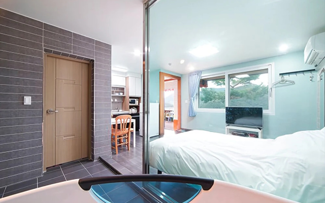 Chungju Morning Lake Pension