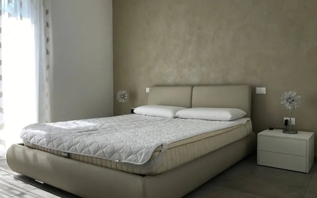 Super Villa With Private Pool in Isola Albarella by Beahost Rentals
