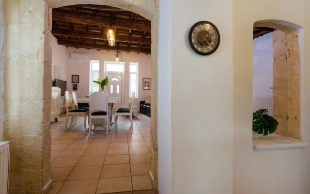 Diogenis Residence Euphoria