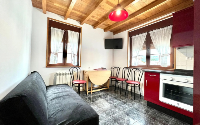 Preciosa casa con,Wifi, BBQ y terraza en Cadavedo