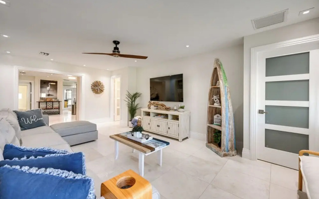 Updated Naples Retreat w/ Private Pool & Patio!