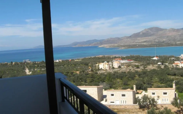 Studios Maniati
