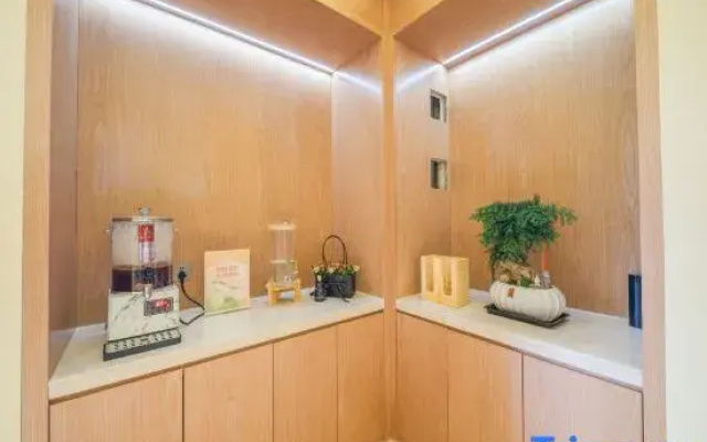 Vienna Hotel (Qinhuangdao Gold Dream Bay Qinhuang Eye)