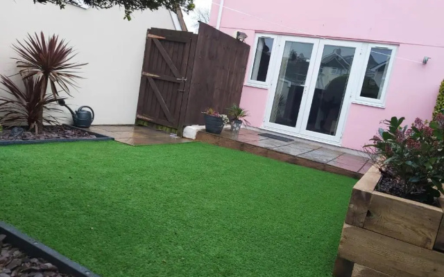 The Pink House, Paignton