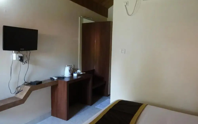 Holiday Inn Beach Resort