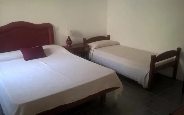Hosteria Aguas Claras