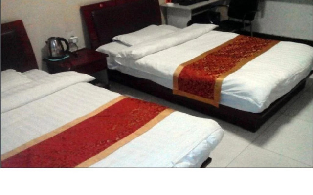 Yanchuan Fuli Inn