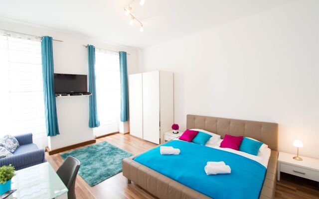Отель CheckVienna - Apartment Diefenbachgasse Австрия, Вена - отзывы, цены и фото номеров - забронировать отель CheckVienna - Apartment Diefenbachgasse онлайн комната для гостей