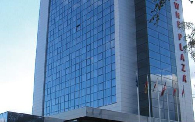 Отель Crowne Plaza Vilnius спортивное сооружение