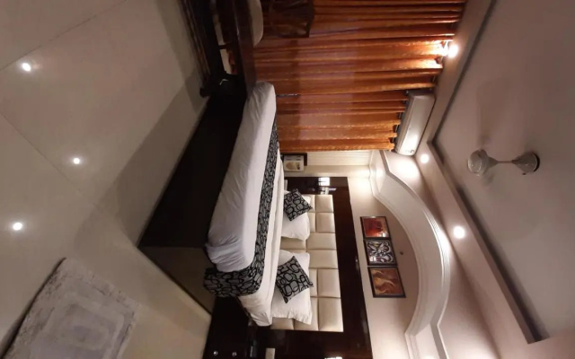 Krishna Inn