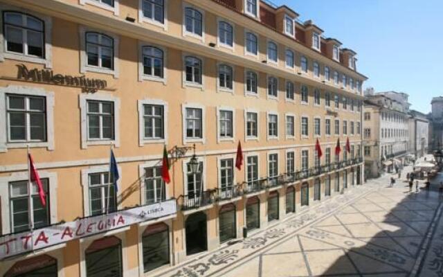 Travellers House - Hostel Лиссабон вид на фасад
