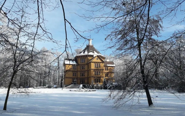 Pałac Myśliwski w Antoninie
