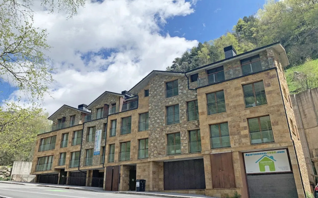 Apartamentos Llorts Ordino 3000
