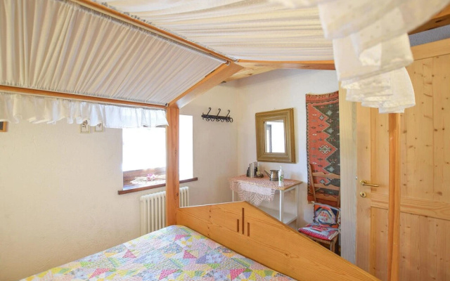 Awesome Home in Castello Tesino With 4 Bedrooms and Wifi