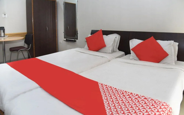 Oyo 14732 Hotel Buddha International