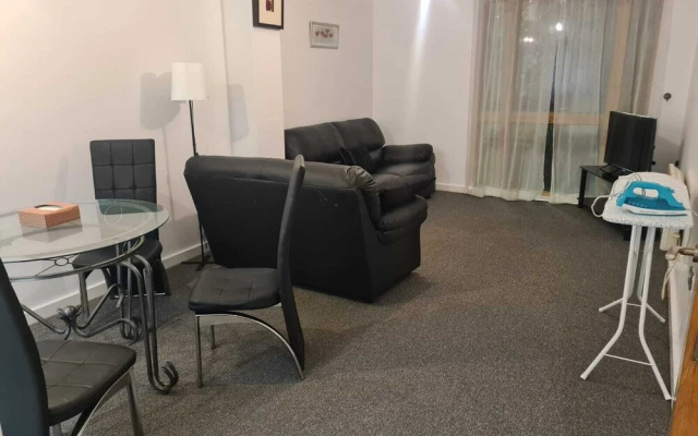 Impeccable 1-bed Apartment in Manchester
