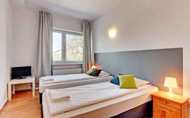 Nice Rooms in Gdansk, Poland from 35$, photos, reviews - zenhotels.com hotel front