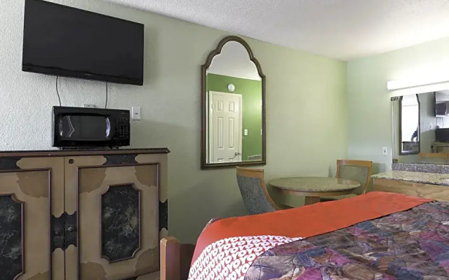 Hotel Valdosta GA I-75 & St Augustine Rd
