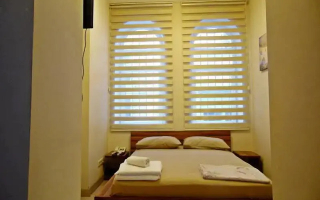 Leon Apartment