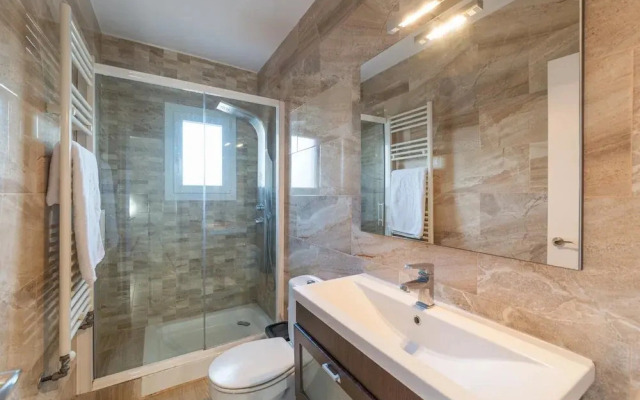 Villa in Riells Beach With Private Pool