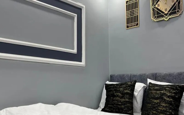 Baran Suites