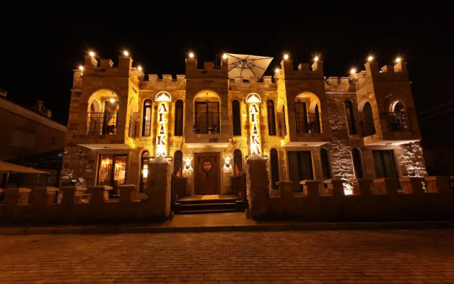 Alika Castle House