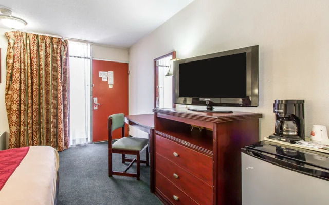 Econo Lodge
