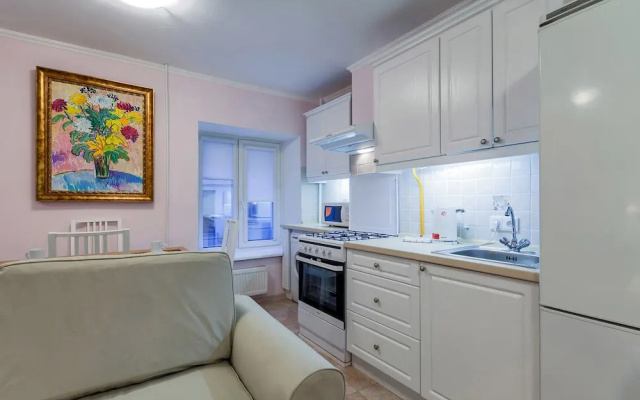 Friends Apartment on Fontanka River