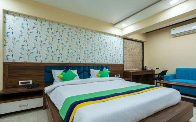 Lemon Wood Suites