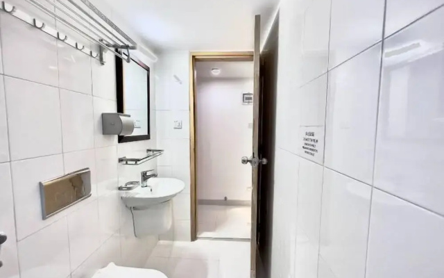 260 sq.ft 3 Apartment with Gym & Theater
