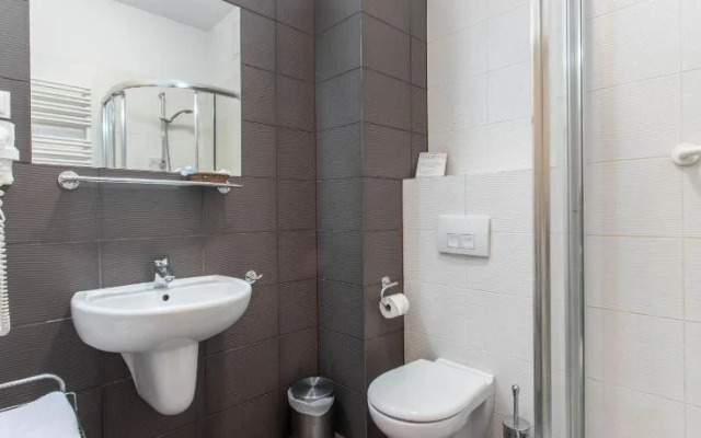 Hotel Mtj