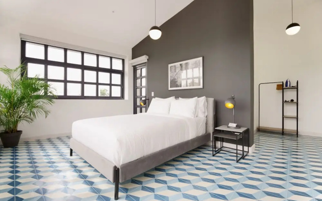 La Manzana by Wynwood House