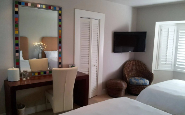 Biba Hotel
