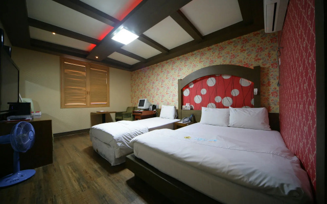 New Grand Hotel