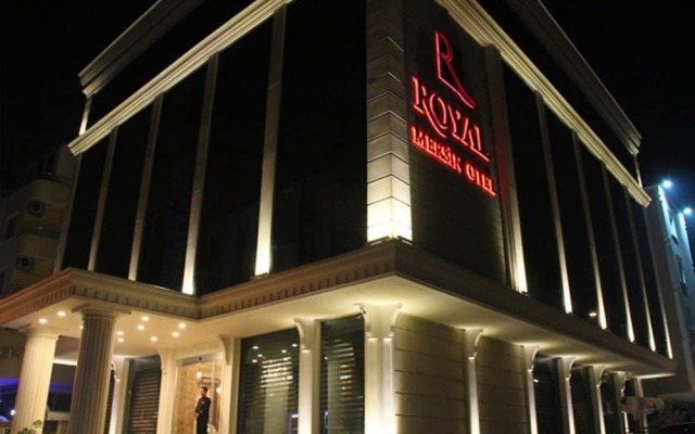 Royal Mersin Hotel Турция, Мерсин - отзывы, цены и фото номеров - забронировать отель Royal Mersin Hotel онлайн вид на фасад