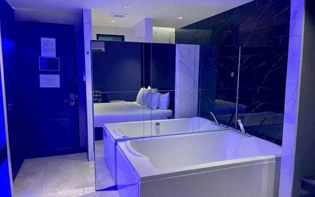 morph Bangkok Hotel