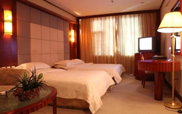 Yicheng Business Hotel