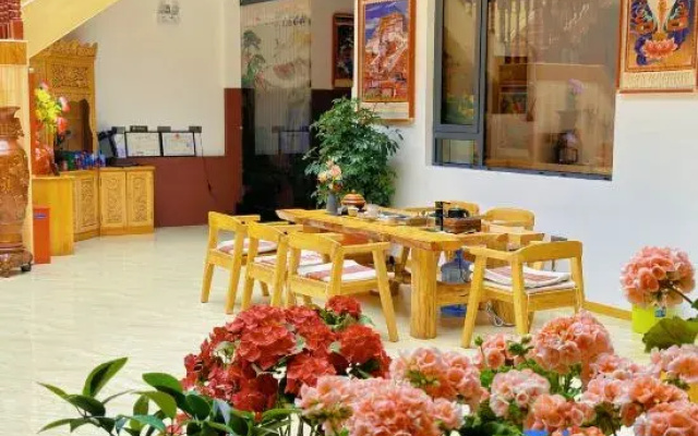 Shangri-La Amian Linka Homestay