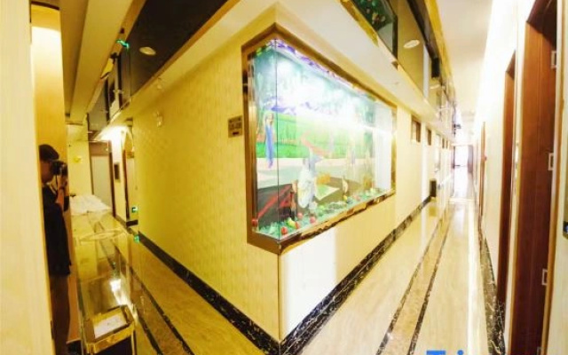 Xiyou Hotel (Korla Petrochemical Avenue)